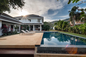 Ultimate Creative Sanctuary in Paradise  VVPHU42